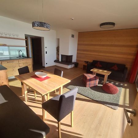 Apartment Panoramablick Gerlitzen Inkl Hotelanbindung Pölling 外观 照片
